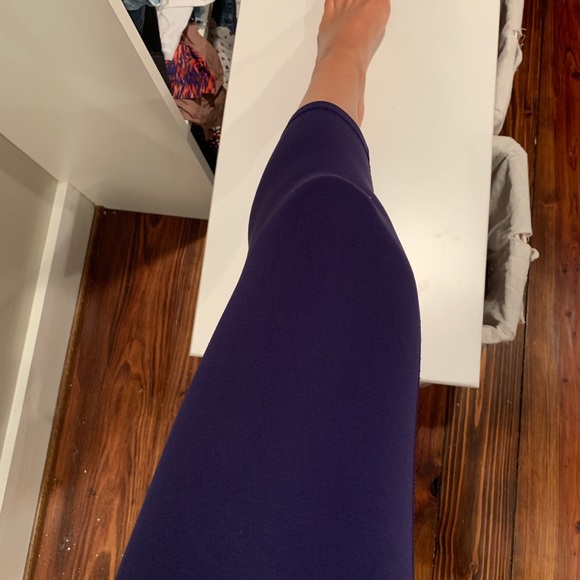 Navy lululemon align leggings - Picture 3 of 4